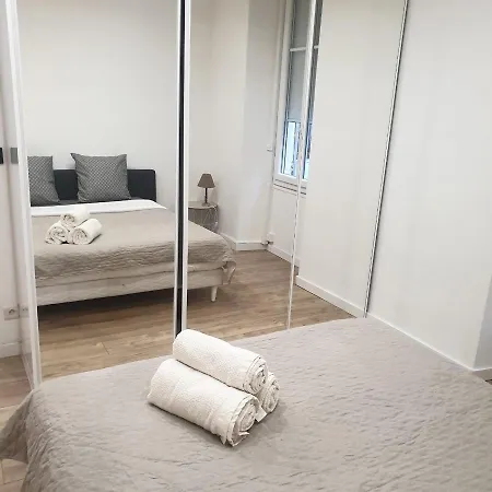 Sea View Port アパート *