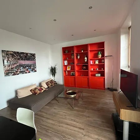 Apartment Sea View Port